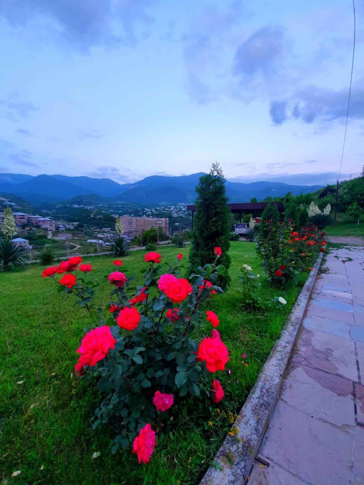 Guest House Ijevan'S Garden Exterior photo